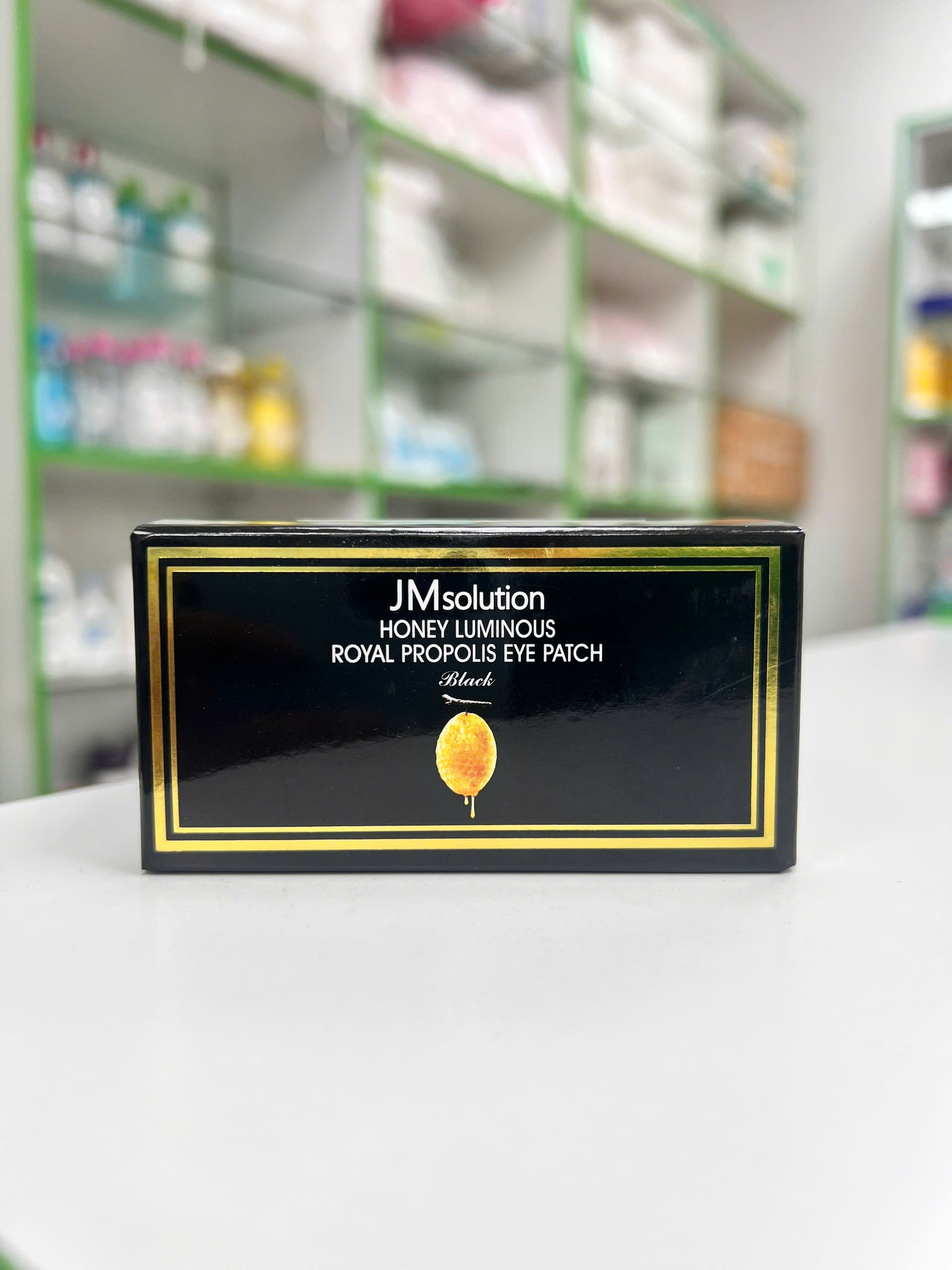 Mặt Nạ Dưỡng Jmsolution Dành Cho Da Mắt — hộp sản phẩm và miếng đắp mắt
